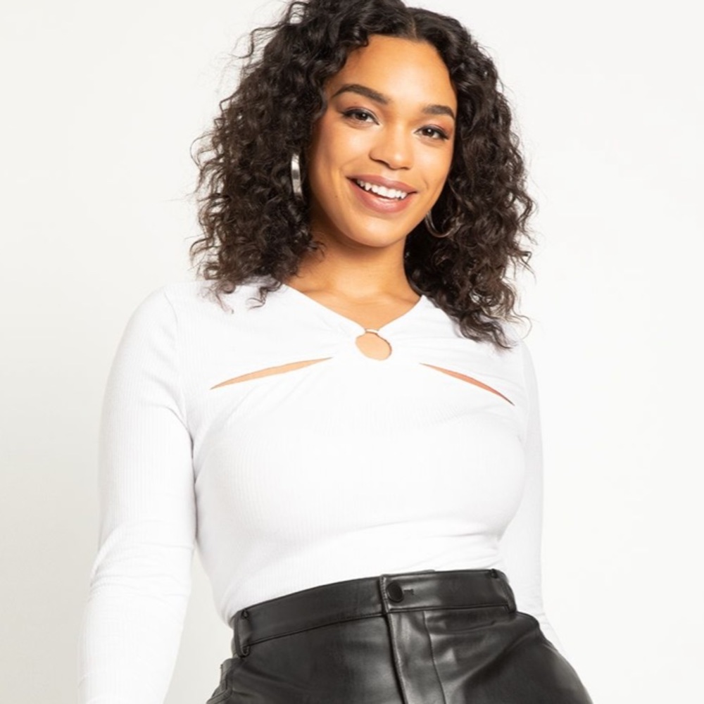 Brand new with tags Eloquii White Cutout Ring Detail top. Size 14/16